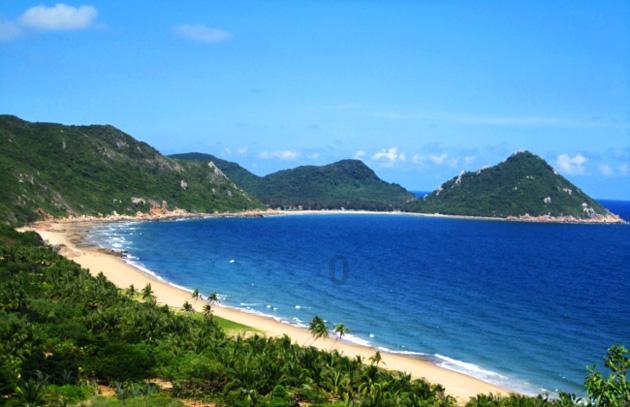 开车去陌生地方宁愿在地上扎堆，也不愿意将车停在地下车库，这是为什么呢？游戏画面
